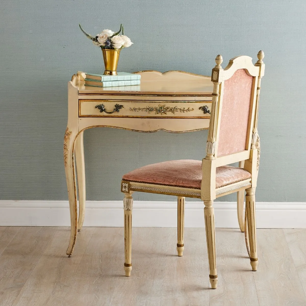 Cream & Gold Vintage Vanity