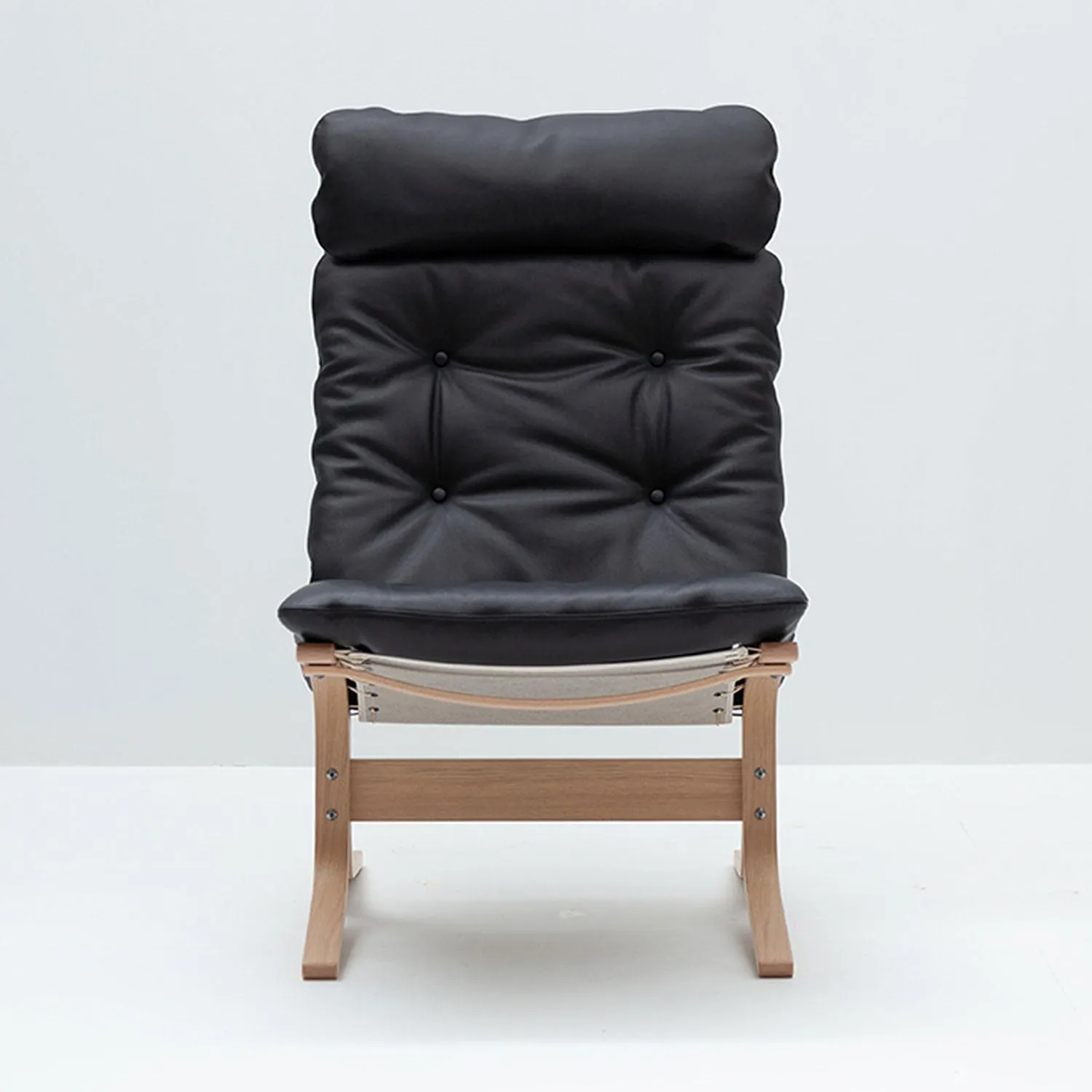 hjelle | siesta classic 300 chair | high back | oak   hemsen HA19 leather
