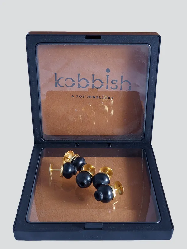 Kalash Buttons Black