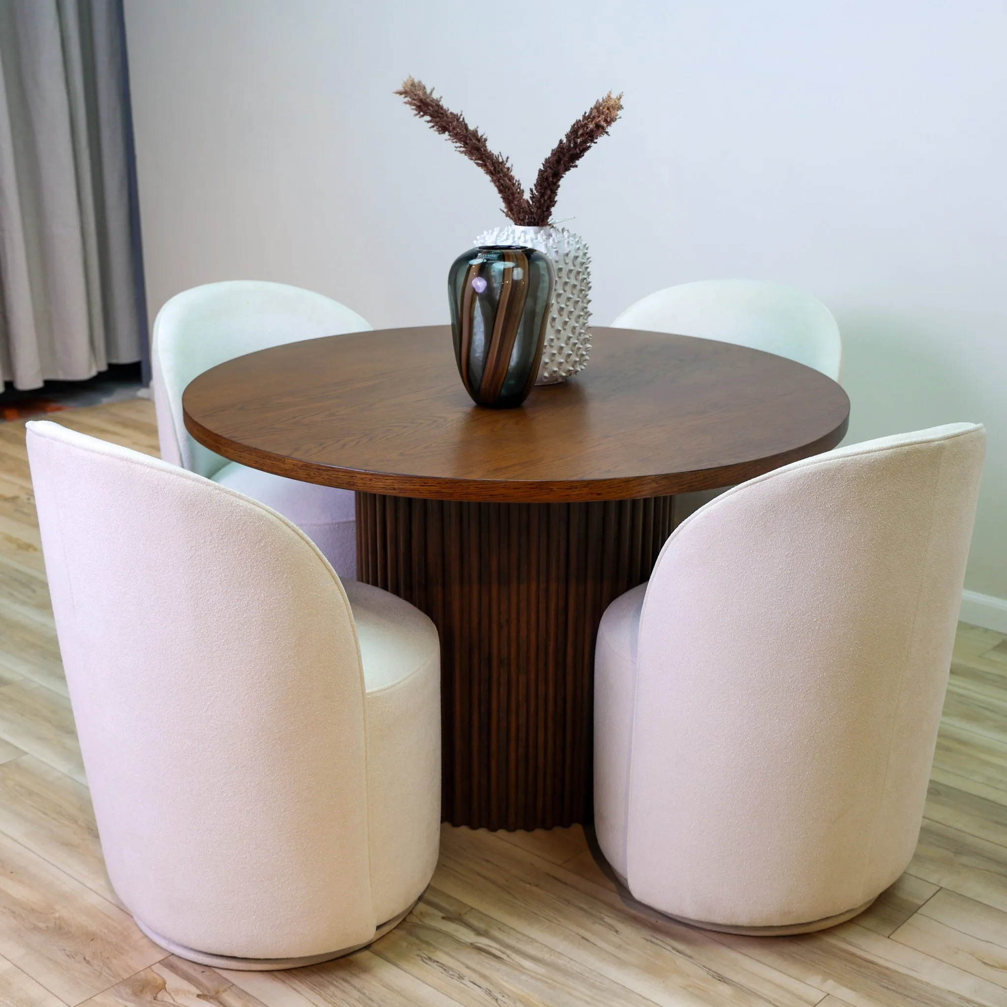 Turner 48" Round Dining Table